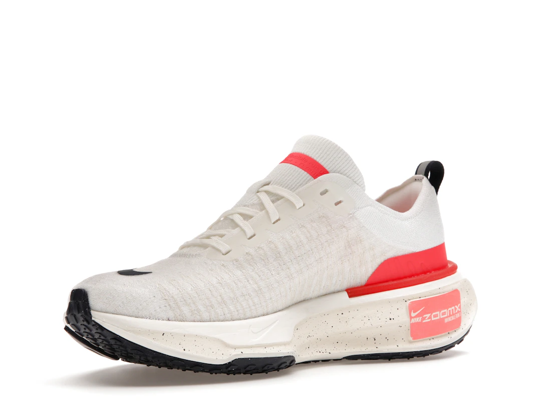 Vue 15 de Nike ZoomX Invincible Run 3 White Bright Crimson