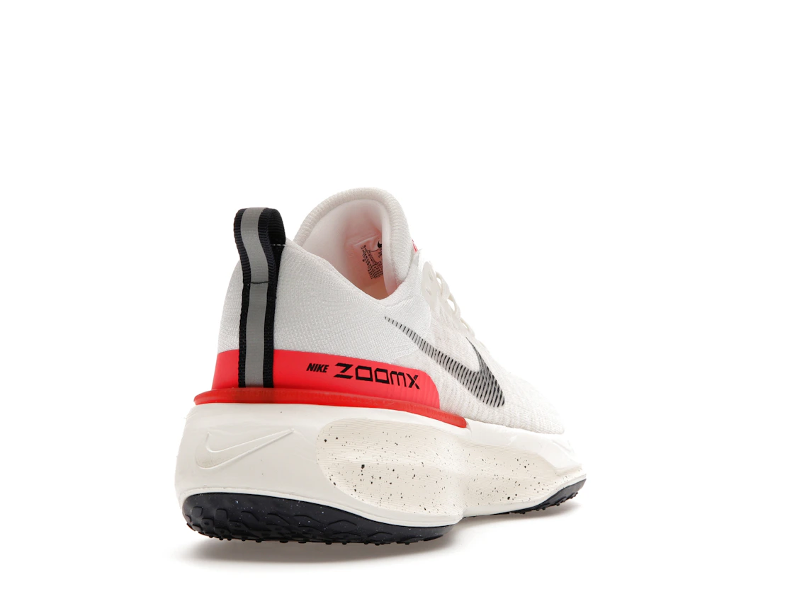 Vue 30 de Nike ZoomX Invincible Run 3 White Bright Crimson