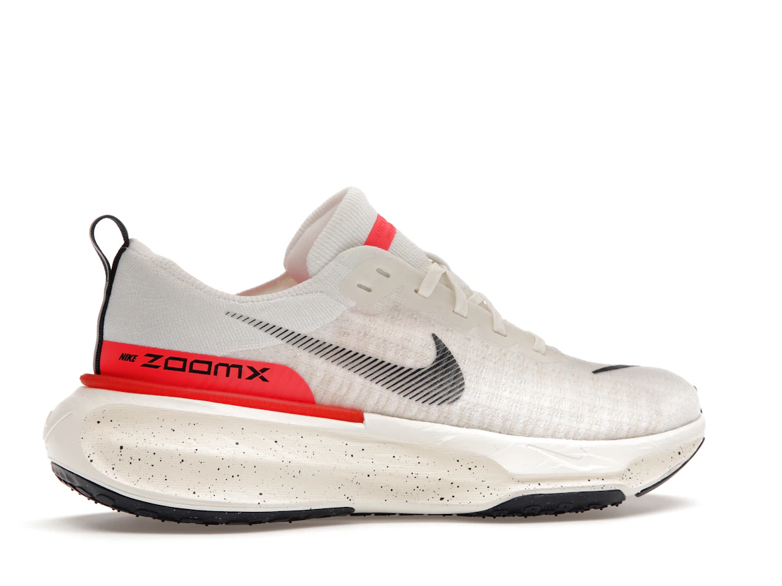 Vue 35 de Nike ZoomX Invincible Run 3 White Bright Crimson