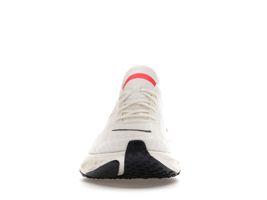 Vue 10 de Nike ZoomX Invincible Run 3 White Bright Crimson