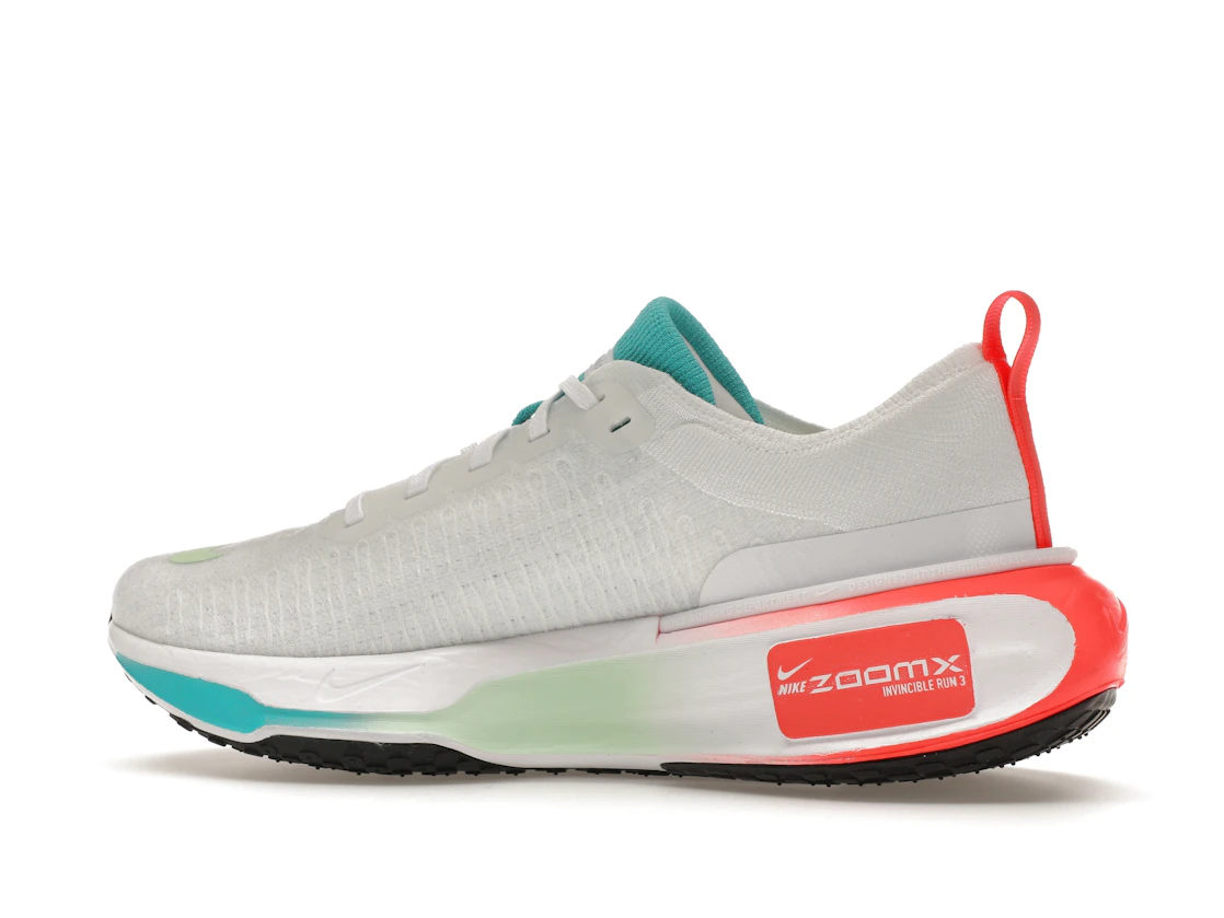 Vue 21 de Nike ZoomX Invincible Run 3 Year of the Dragon