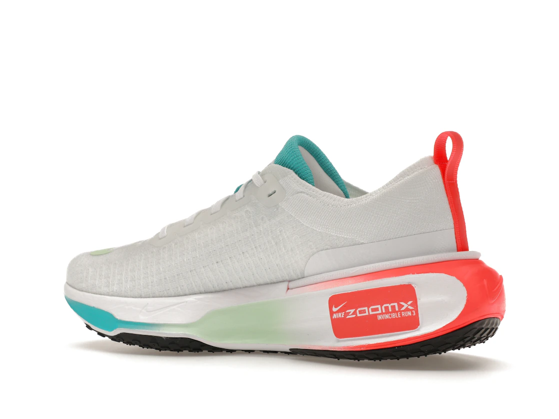 Vue 22 de Nike ZoomX Invincible Run 3 Year of the Dragon