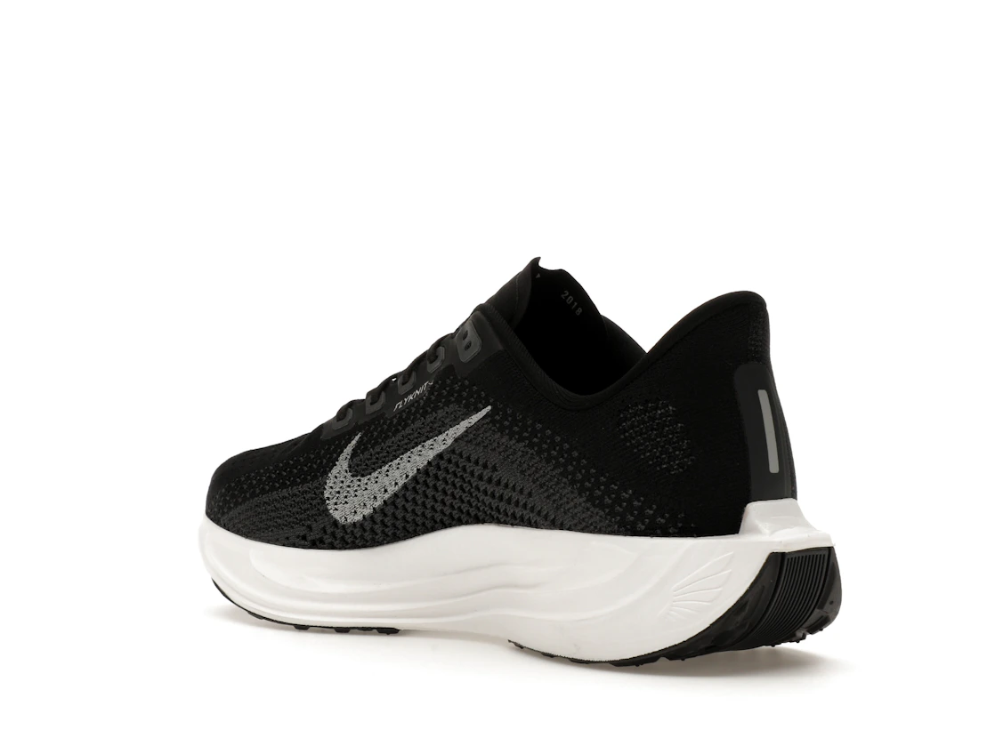 Vue 24 de Nike ZoomX Pegasus Plus Black Pure Platinum