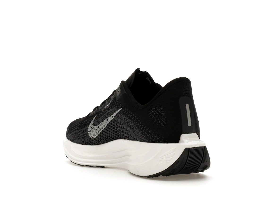 Vue 25 de Nike ZoomX Pegasus Plus Black Pure Platinum