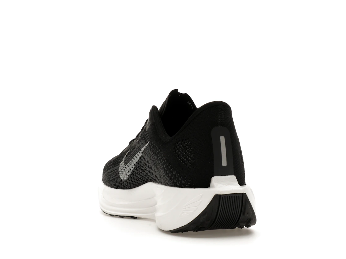 Vue 26 de Nike ZoomX Pegasus Plus Black Pure Platinum