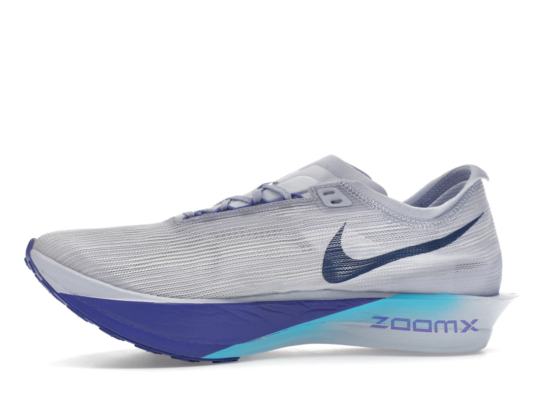 Vue 18 de Nike ZoomX StreakFly 2 Ghost Persian Violet Blue Lightning Blue Void