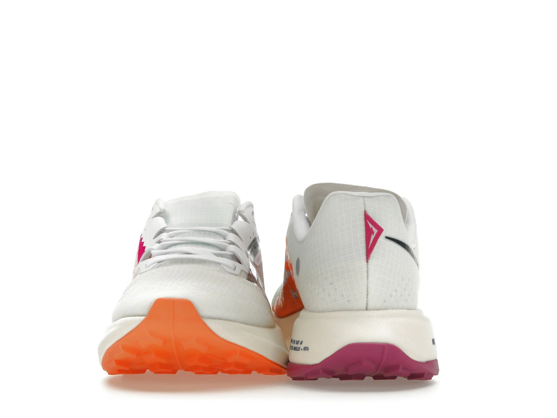 Vue 28 de Nike ZoomX Ultrafly Trail White Safety Orange Vivid Grape