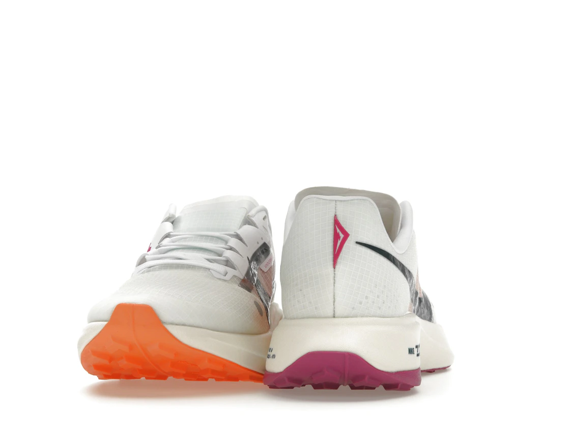 Vue 29 de Nike ZoomX Ultrafly Trail White Safety Orange Vivid Grape