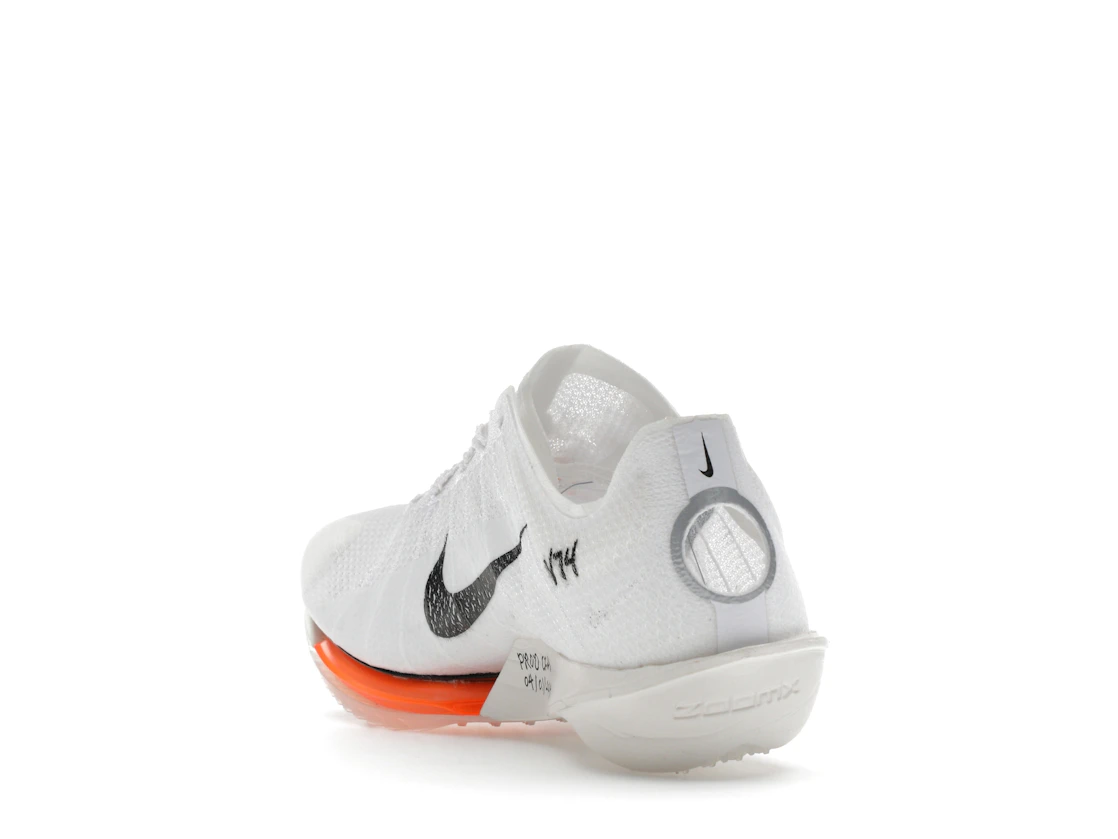 Vue 26 de Nike ZoomX Victory 2 Prototype White Total Orange