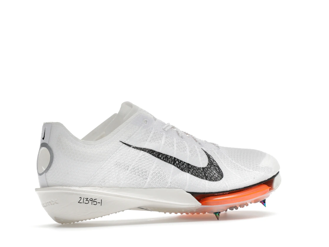 Vue 34 de Nike ZoomX Victory 2 Prototype White Total Orange