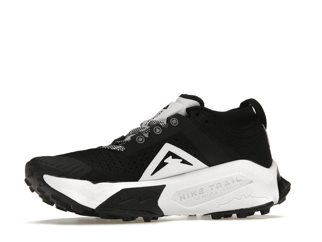 Vue 17 de Nike ZoomX Zegama Trail Black White 