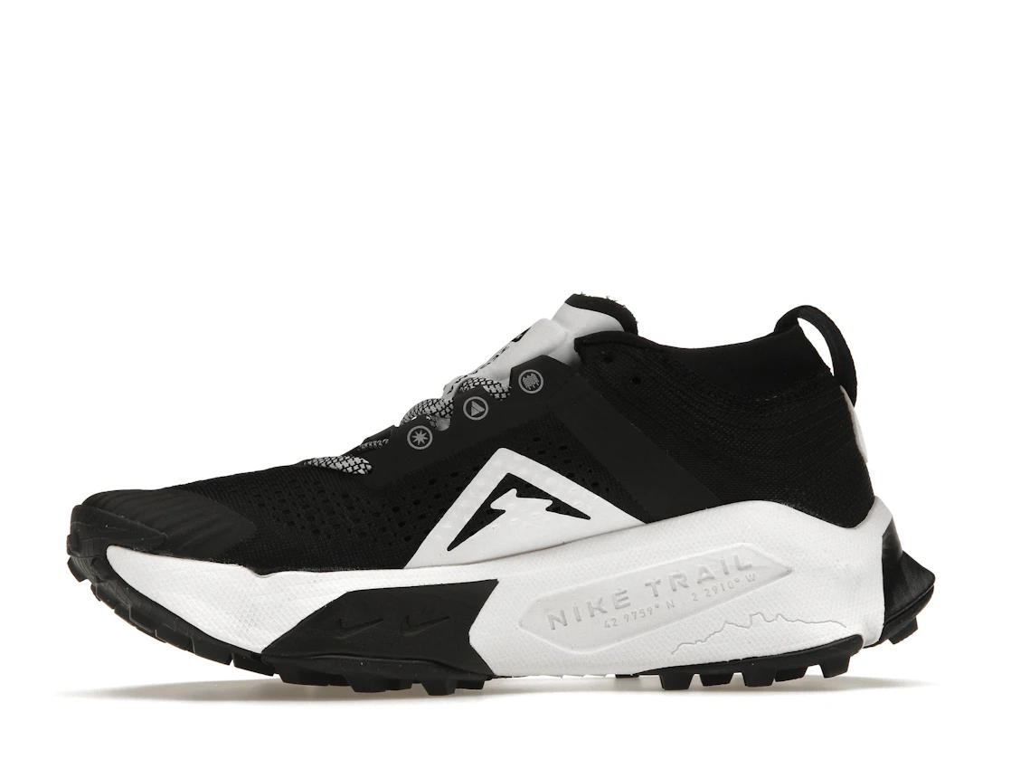 Vue 18 de Nike ZoomX Zegama Trail Black White 