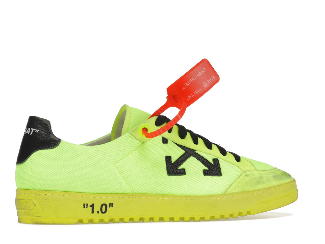 Vue 35 de OFF-WHITE Low 2.0 Fluo Yellow FW19