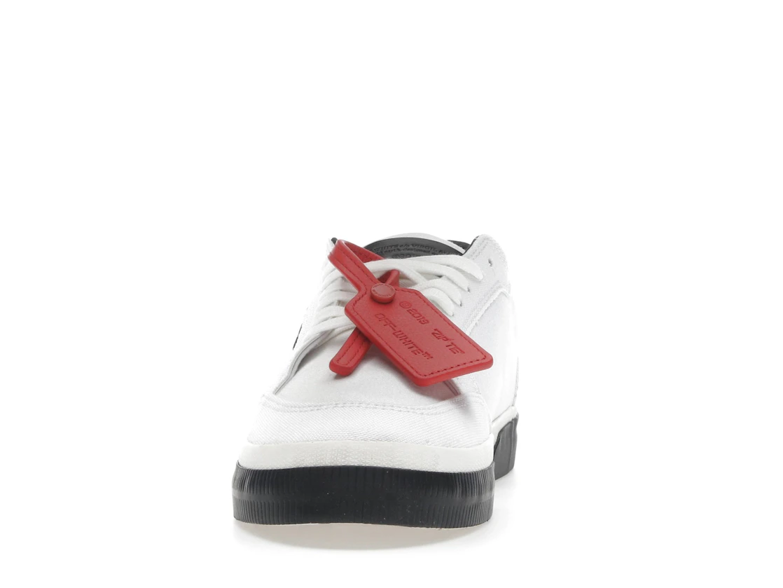 Vue 11 de OFF-WHITE New Low Vulcanized White Black