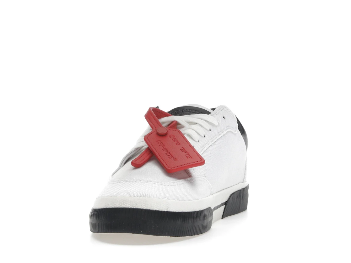 Vue 12 de OFF-WHITE New Low Vulcanized White Black