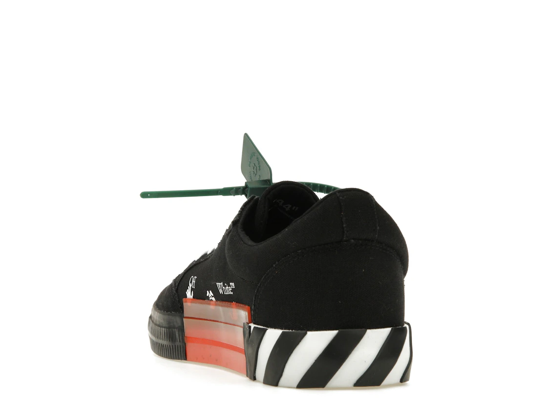 Vue 26 de OFF-WHITE Vulc Low Top Black Orange