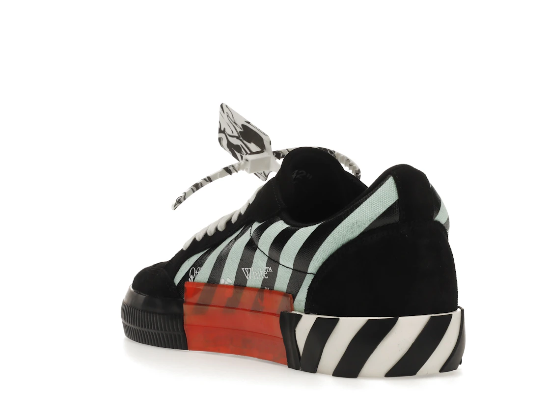 Vue 25 de OFF-WHITE Vulc Low Black Blue Arrow