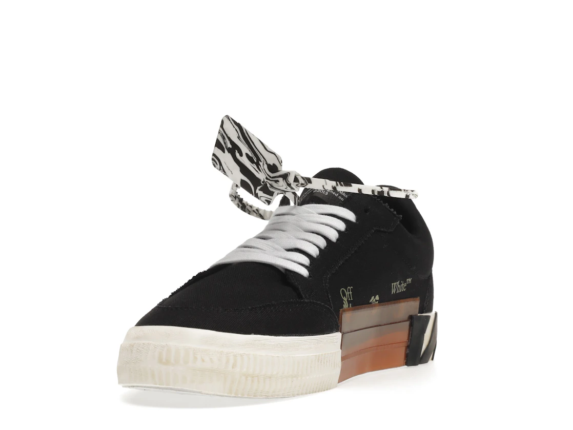Vue 13 de OFF-WHITE Vulc Low Black Light Blue Arrow