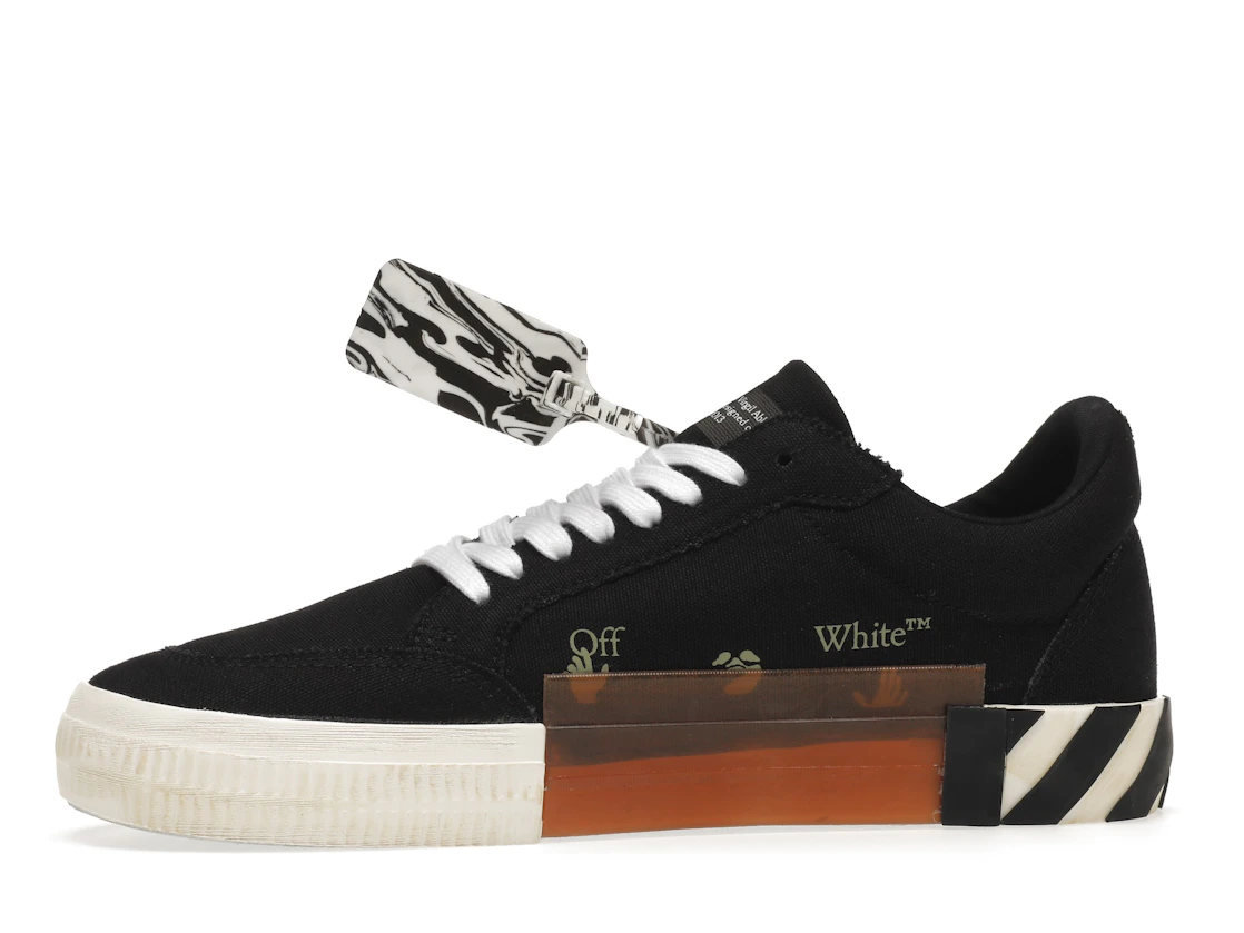 Vue 18 de OFF-WHITE Vulc Low Black Light Blue Arrow