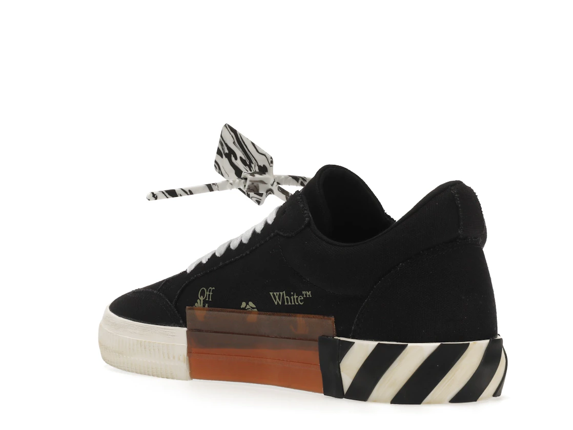Vue 24 de OFF-WHITE Vulc Low Black Light Blue Arrow