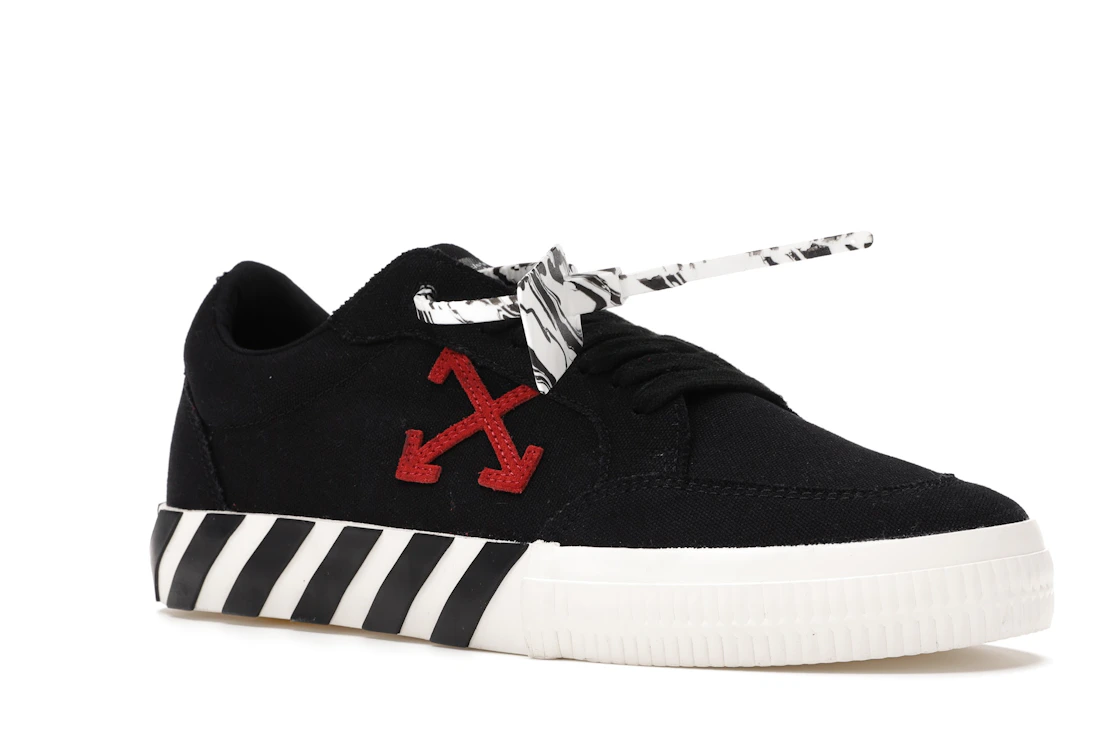Vue 5 de OFF-WHITE Vulc Low Black Red Arrow FW20