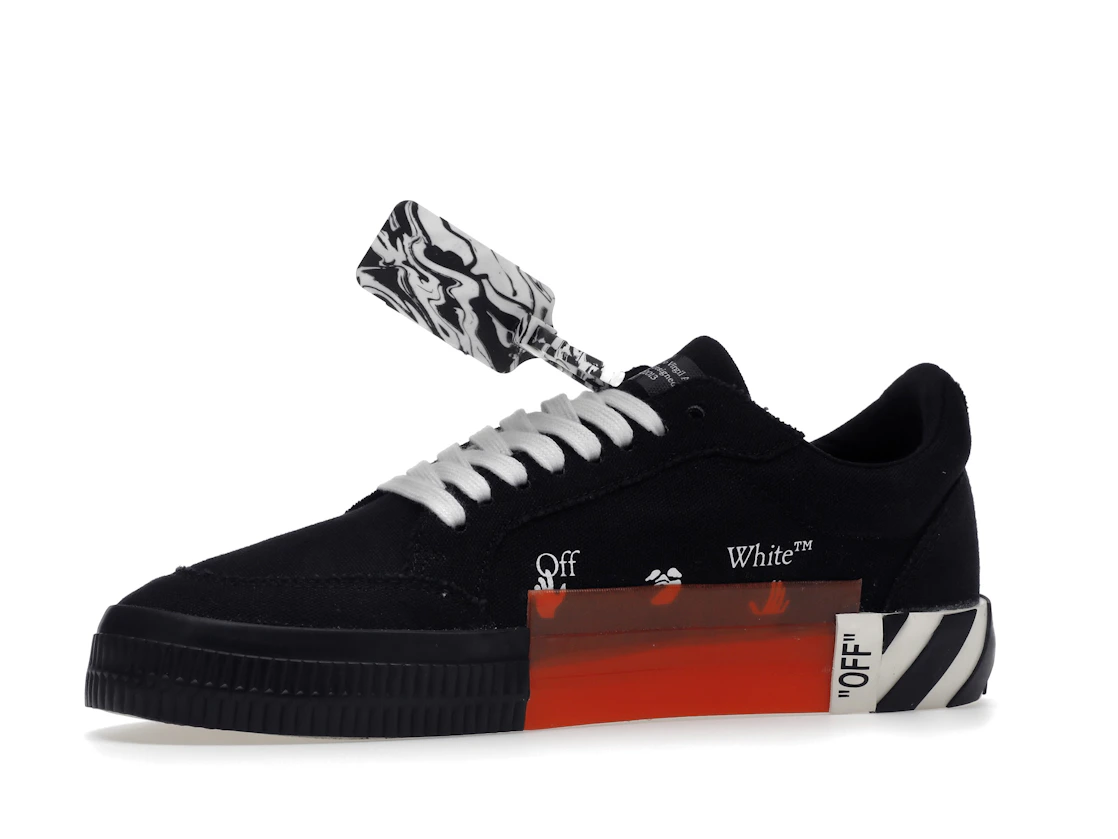 Vue 17 de OFF-WHITE Vulc Low Black White Arrow SS21