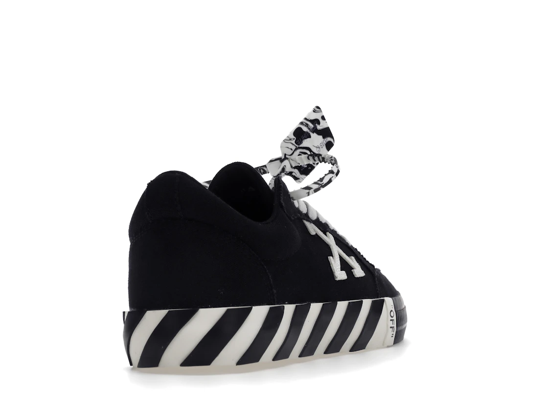 Vue 31 de OFF-WHITE Vulc Low Black White Arrow SS21