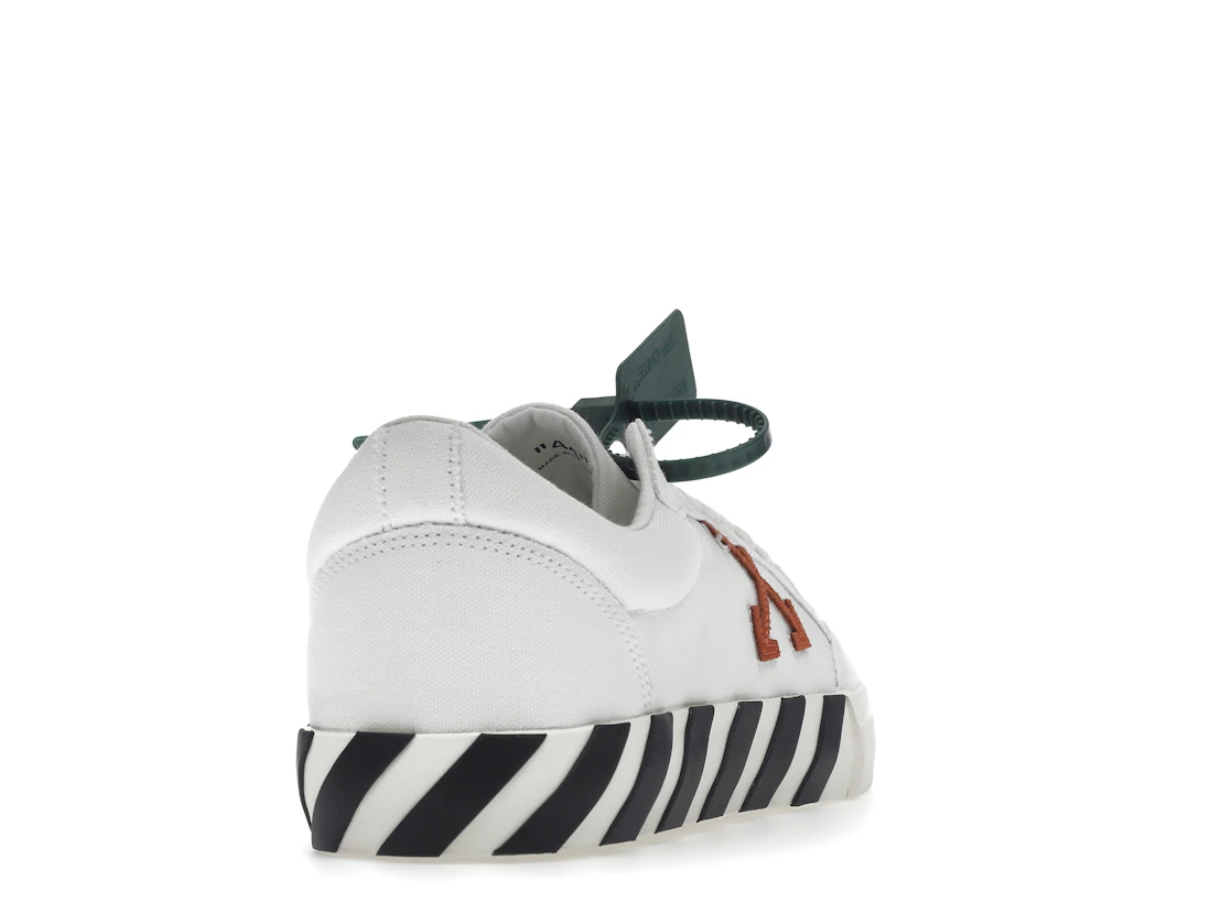 Vue 30 de OFF-WHITE Vulc Low Canvas White Red Arrow Black