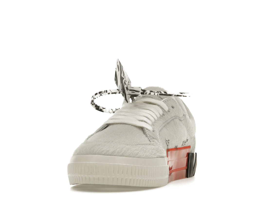 Vue 12 de OFF-WHITE Vulc Low White Black Arrow FW 20
