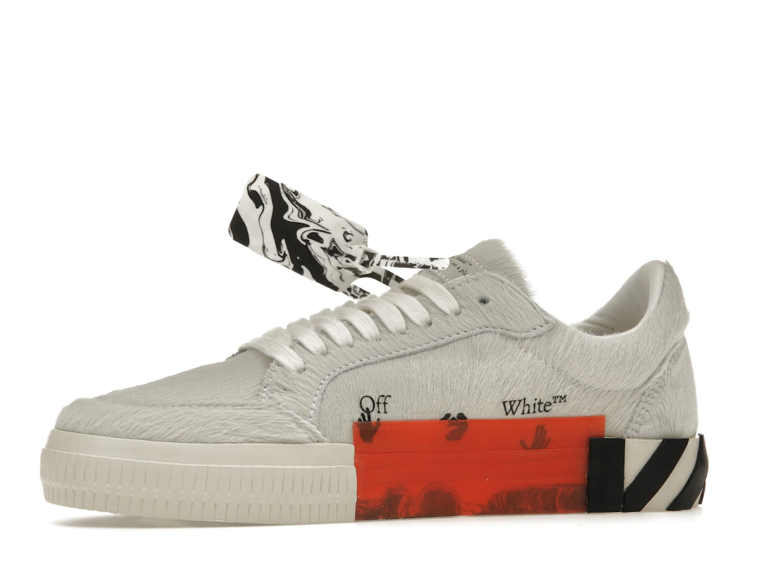 Vue 17 de OFF-WHITE Vulc Low White Black Arrow FW 20