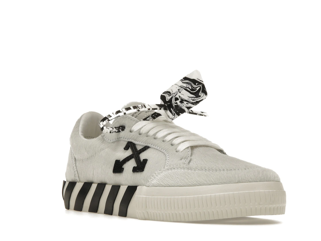Vue 6 de OFF-WHITE Vulc Low White Black Arrow FW 20