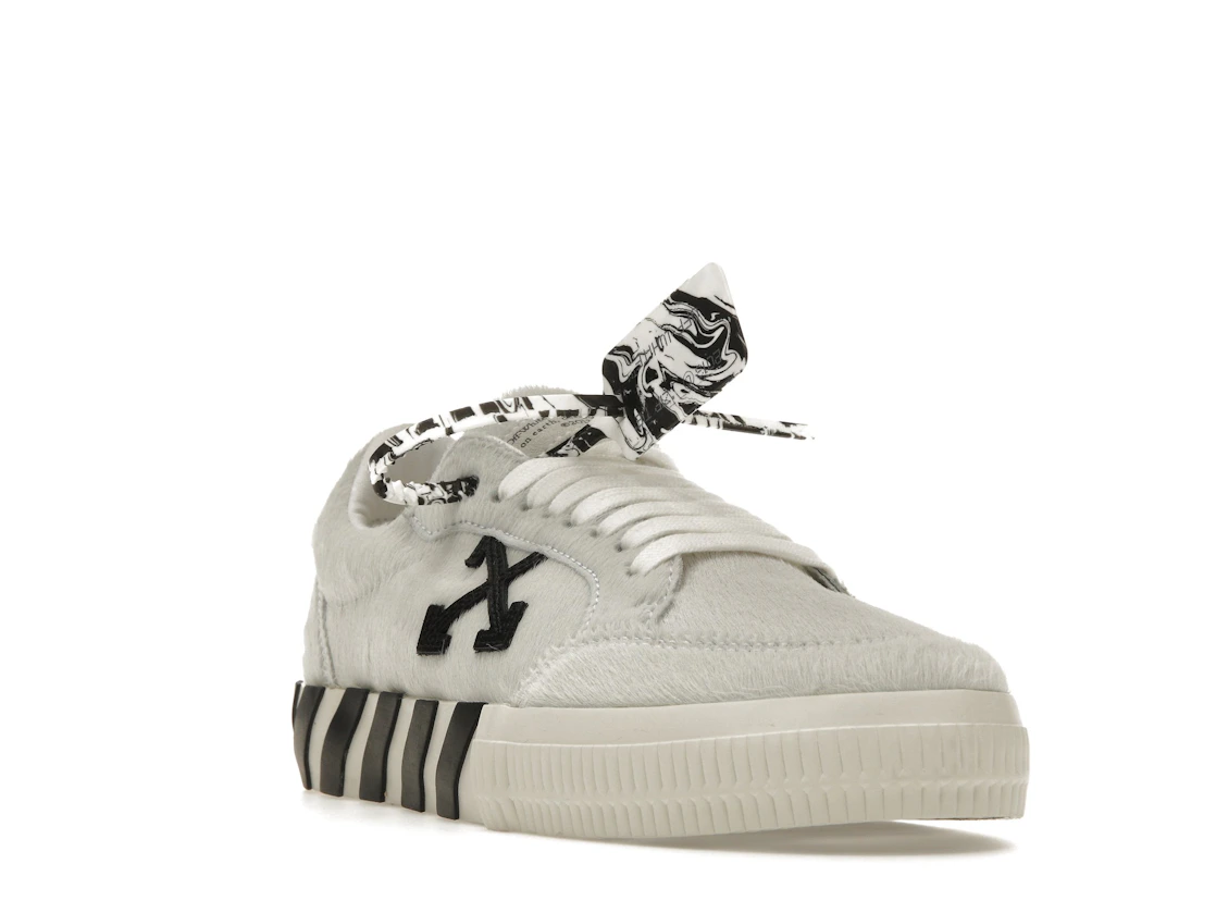 Vue 7 de OFF-WHITE Vulc Low White Black Arrow FW 20