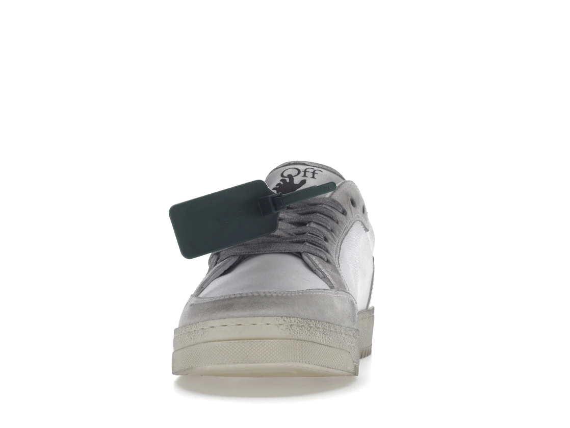 Vue 11 de OFF-WHITE Vulcanized 5.0 Low Top Distressed White White