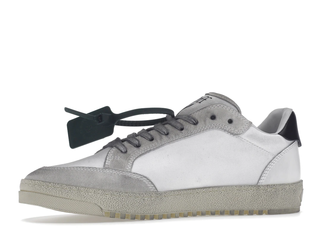 Vue 17 de OFF-WHITE Vulcanized 5.0 Low Top Distressed White White