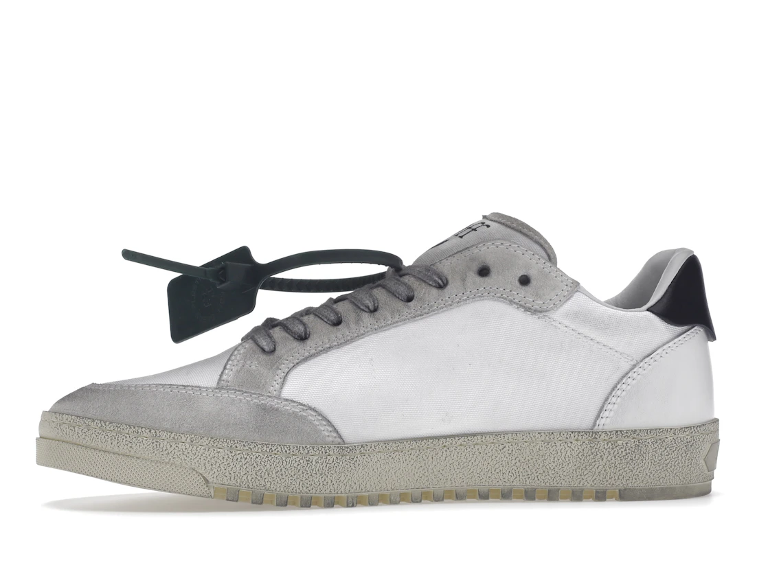 Vue 18 de OFF-WHITE Vulcanized 5.0 Low Top Distressed White White