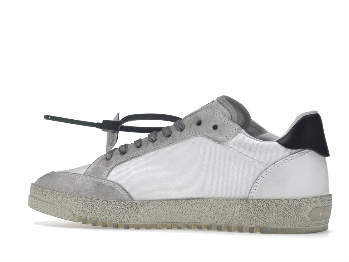 Vue 21 de OFF-WHITE Vulcanized 5.0 Low Top Distressed White White
