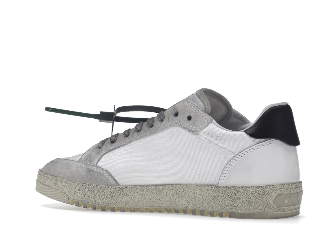 Vue 22 de OFF-WHITE Vulcanized 5.0 Low Top Distressed White White