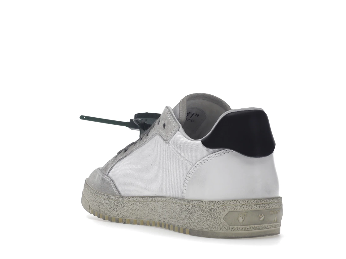 Vue 25 de OFF-WHITE Vulcanized 5.0 Low Top Distressed White White