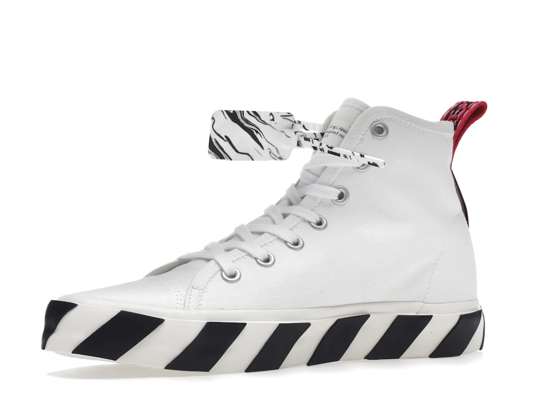 Vue 16 de OFF-WHITE Vulcanized Mid Top Black Arrow