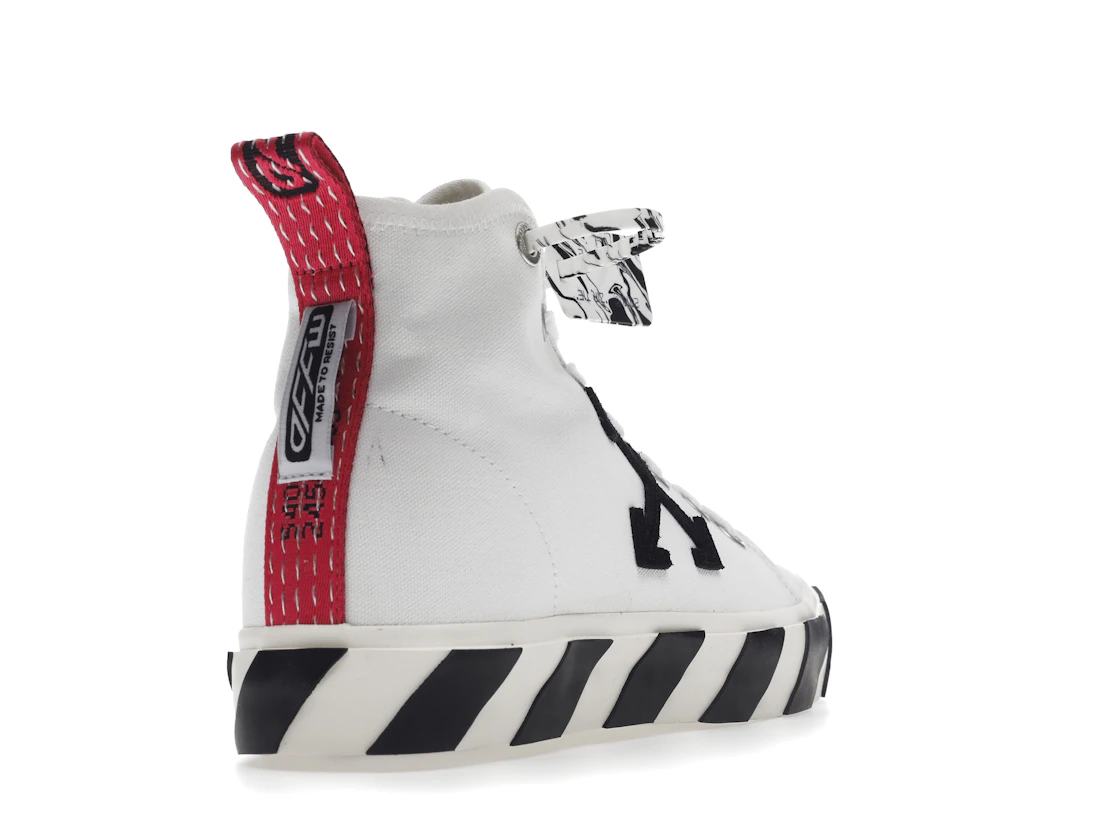 Vue 31 de OFF-WHITE Vulcanized Mid Top Black Arrow