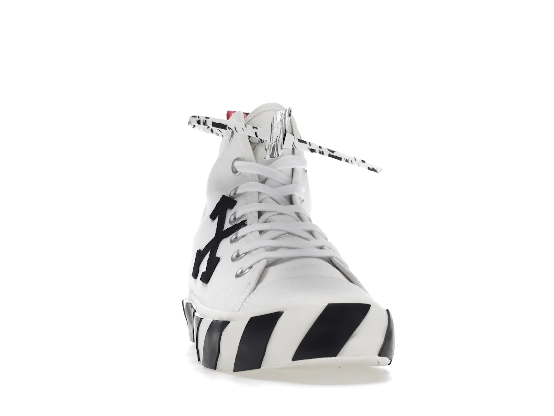 Vue 9 de OFF-WHITE Vulcanized Mid Top Black Arrow