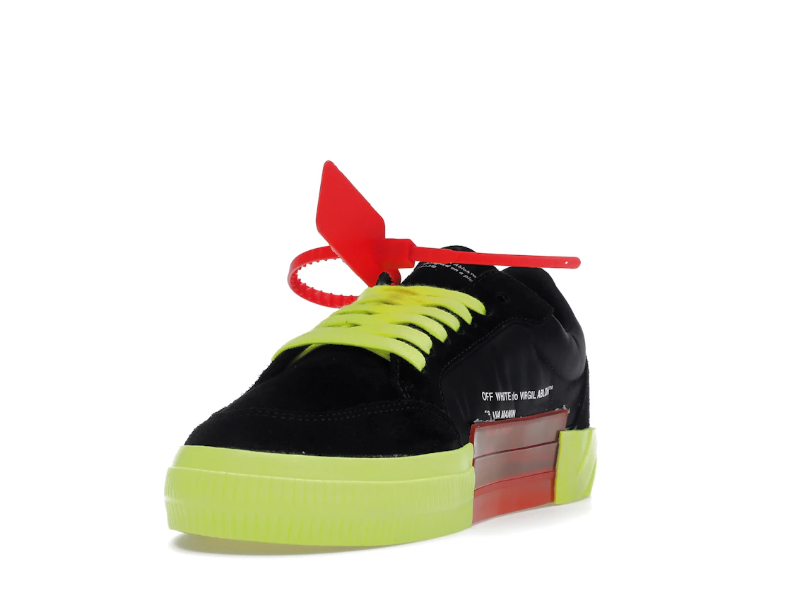 Vue 13 de Off-White Low Vulc Black Fluo Yellow