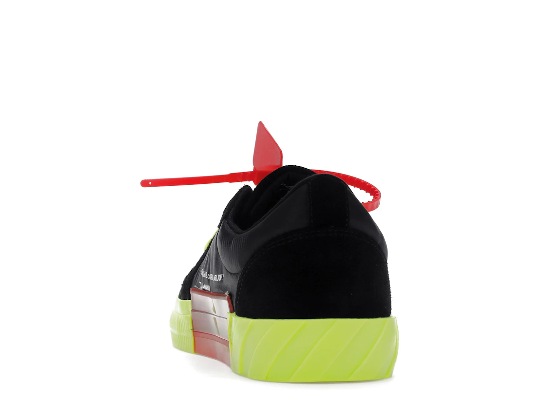 Vue 27 de Off-White Low Vulc Black Fluo Yellow