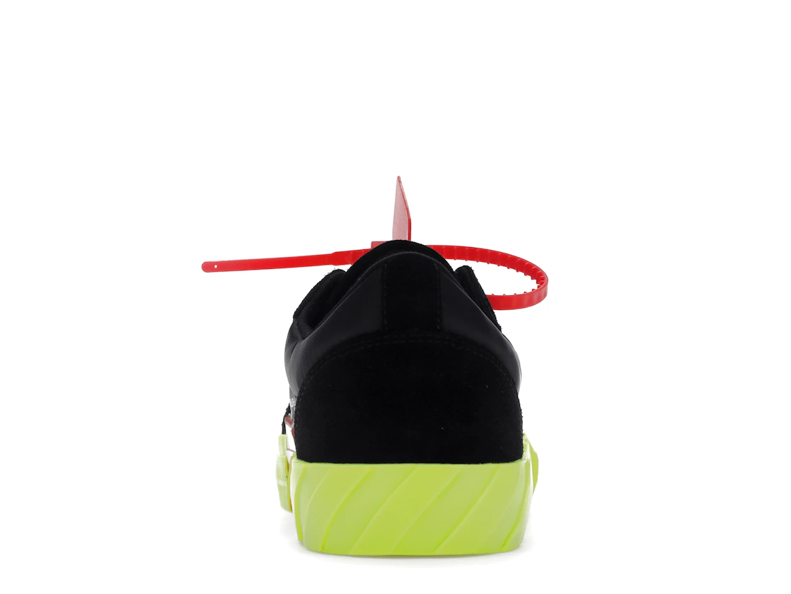 Vue 28 de Off-White Low Vulc Black Fluo Yellow