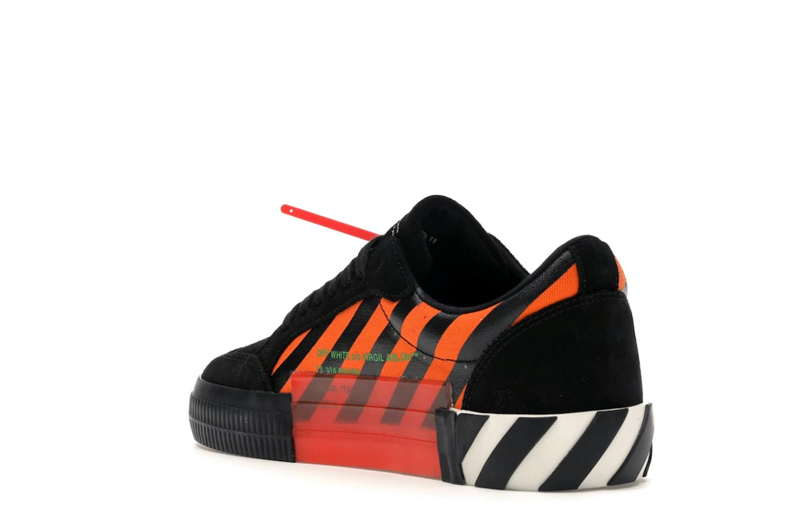 Vue 24 de Off-White Low Vulc Black Orange