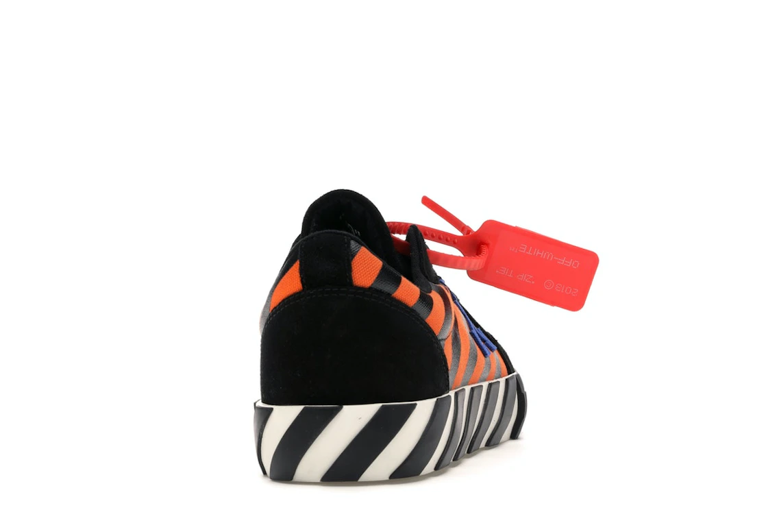 Vue 29 de Off-White Low Vulc Black Orange