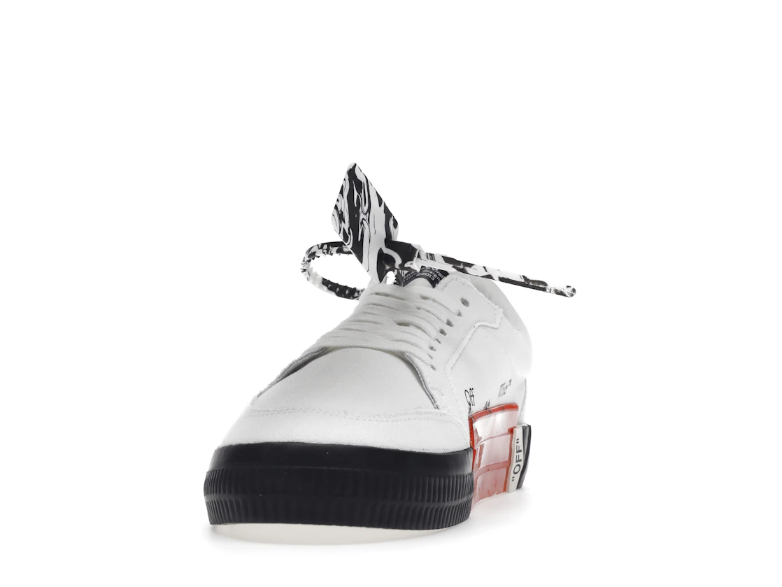 Vue 12 de Off-White Low Vulc White Black AW20