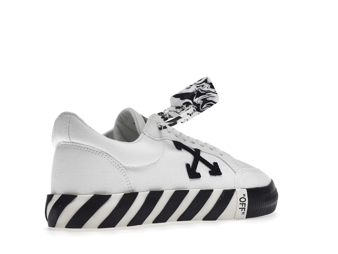 Vue 33 de Off-White Low Vulc White Black AW20