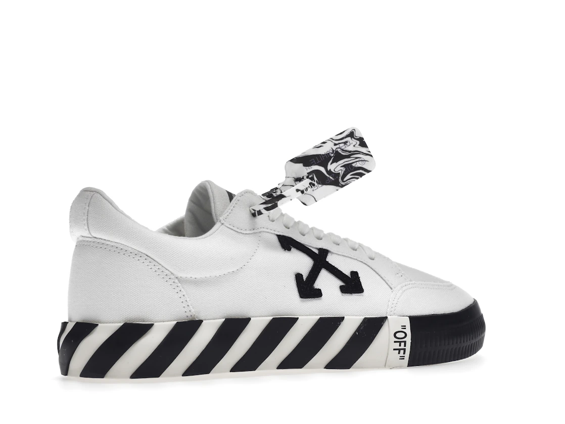 Vue 34 de Off-White Low Vulc White Black AW20