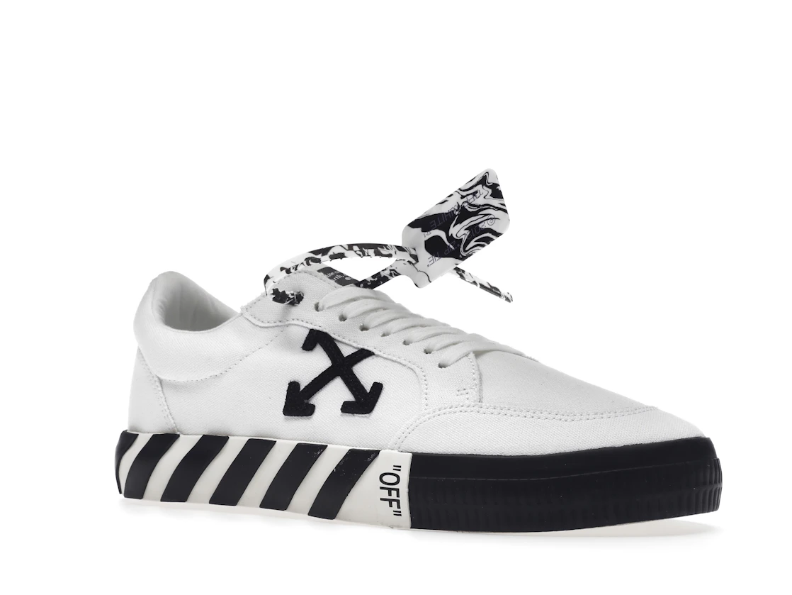 Vue 5 de Off-White Low Vulc White Black AW20